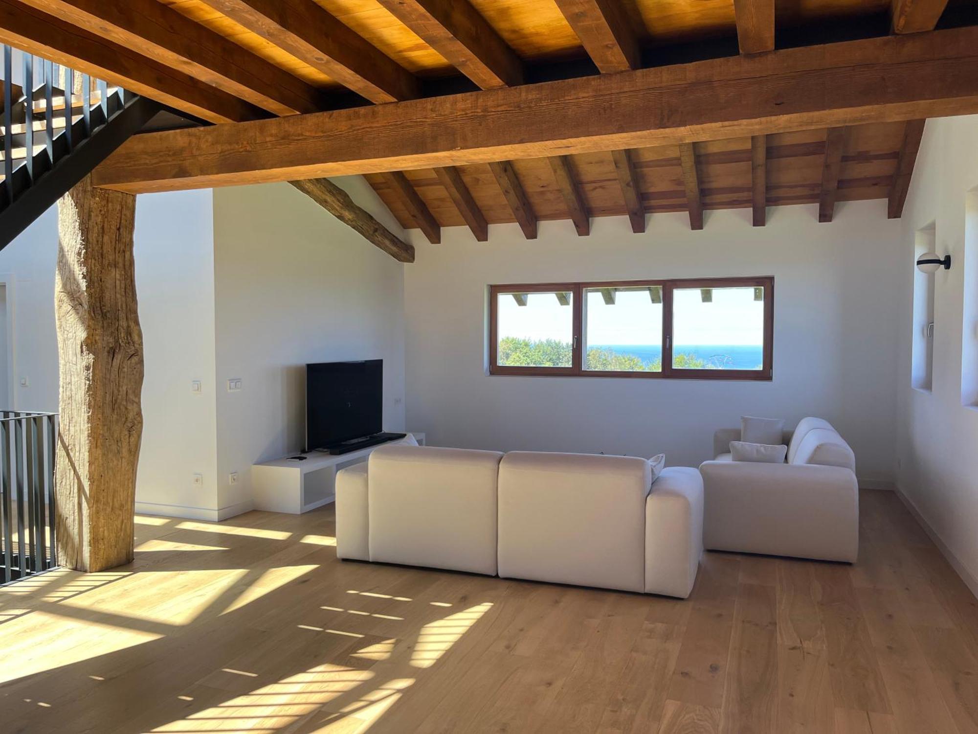 Caserio Bizkar Villa *